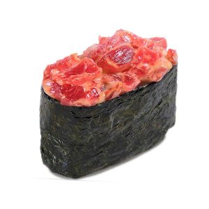 Спайси суши гункан с тунцом